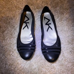Anne Klein sport black flats